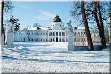 Ukrainian seasons: Winter in Ukraine.